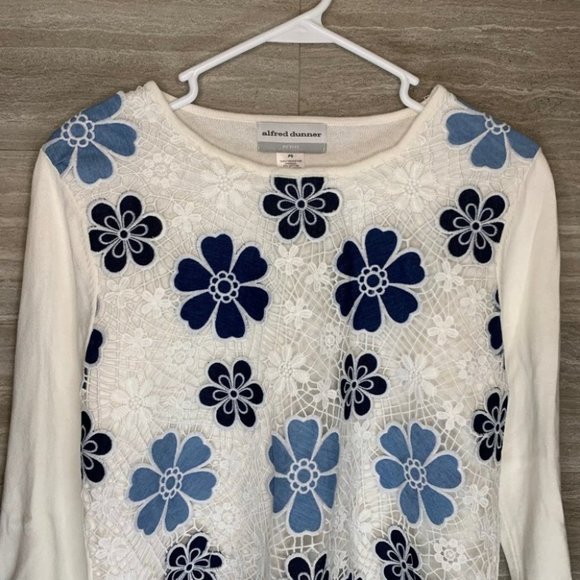 Women’s Alfred Dunner Floral Overlay Blouse - Picture 4 of 6